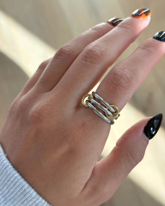 Helix Ring